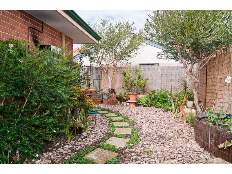 13, 11 Elvire Street, Viveash WA 6056