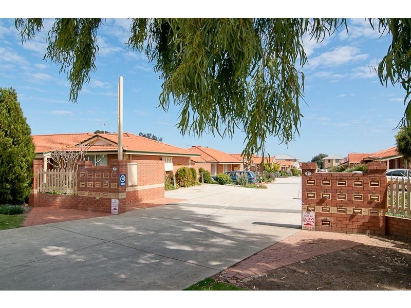 13, 11 Elvire Street, Viveash WA 6056