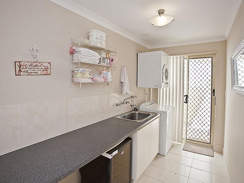 26 Dongara Circle, Jane Brook WA 6056