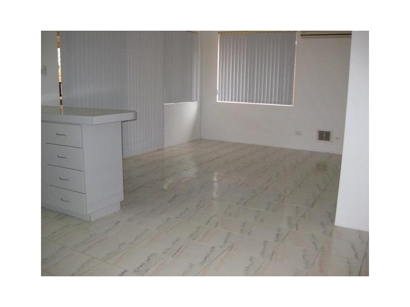 135A Knutsford Avenue, Rivervale WA 6103