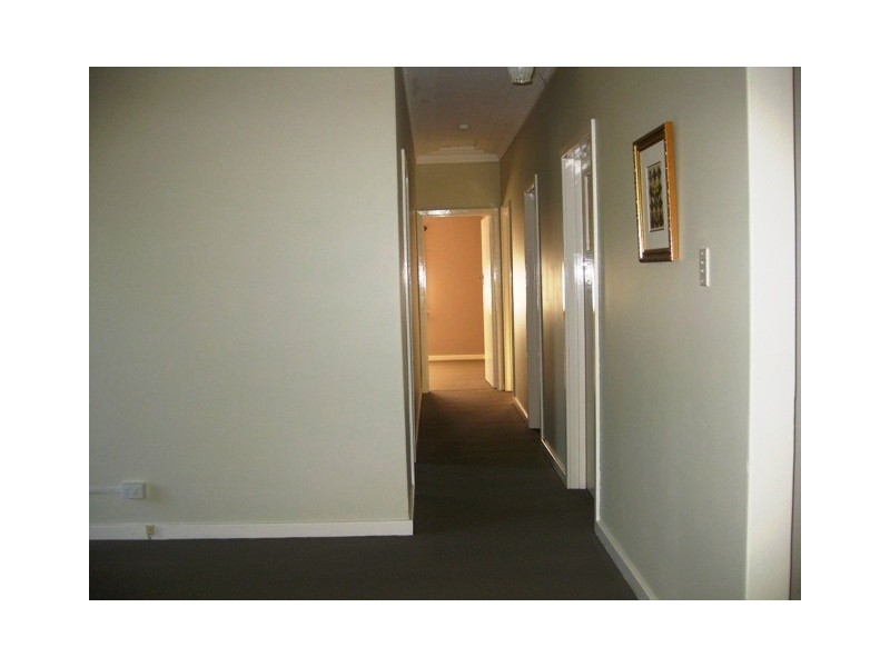 14 Stirling Close, Swan View WA 6056