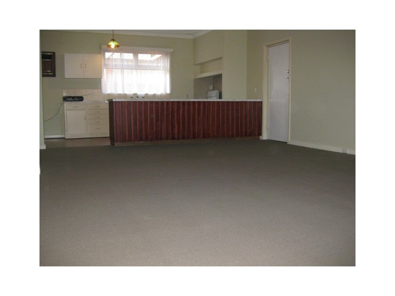 14 Stirling Close, Swan View WA 6056