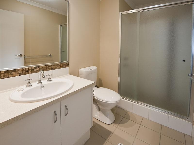 4, 12 Charles East Street, Midland WA 6056