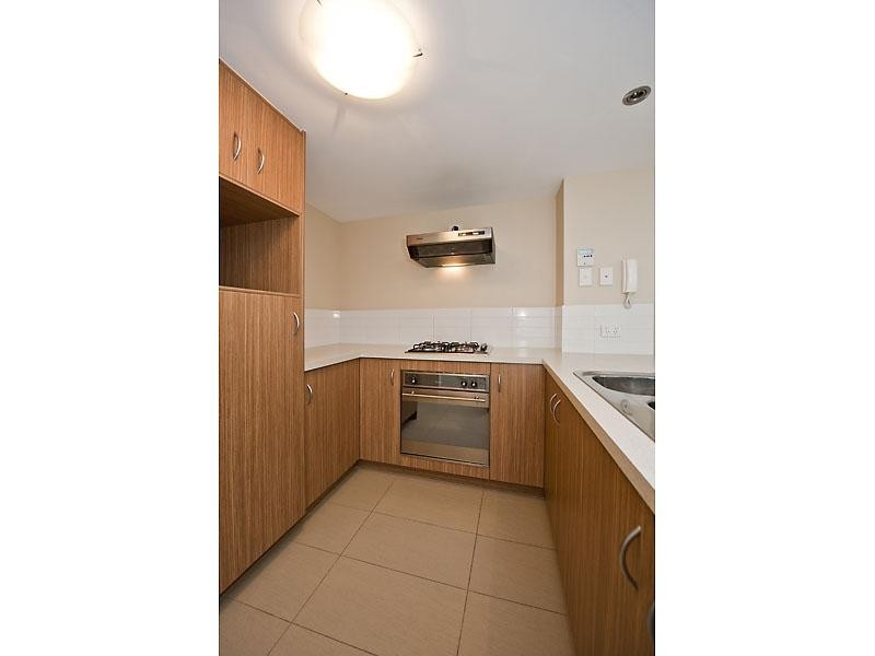 4, 12 Charles East Street, Midland WA 6056