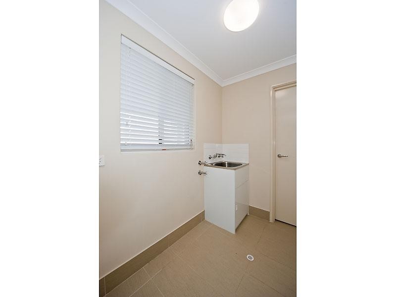 4, 12 Charles East Street, Midland WA 6056