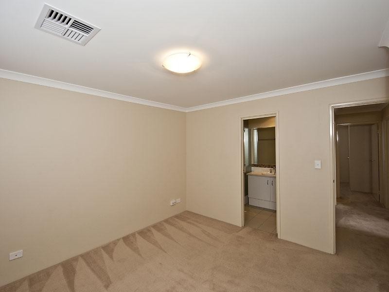 4, 12 Charles East Street, Midland WA 6056
