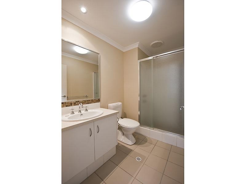 4, 12 Charles East Street, Midland WA 6056