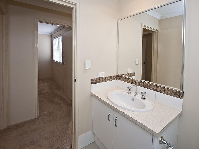 4, 12 Charles East Street, Midland WA 6056