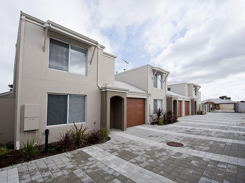 4, 12 Charles East Street, Midland WA 6056