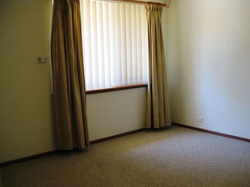 9 Dagmar Way, Swan View WA 6056