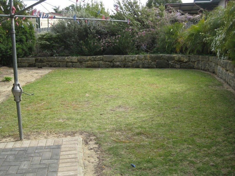 9 Dagmar Way, Swan View WA 6056