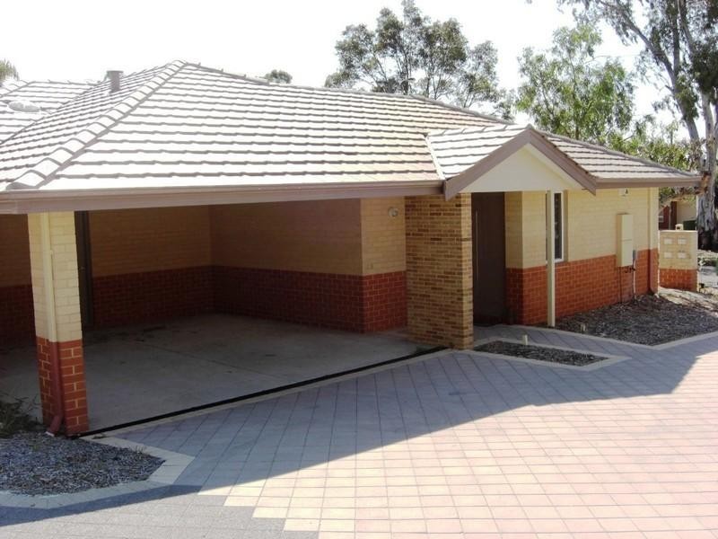 Unit 4, 282a Morley Drive East, Eden Hill WA 6054