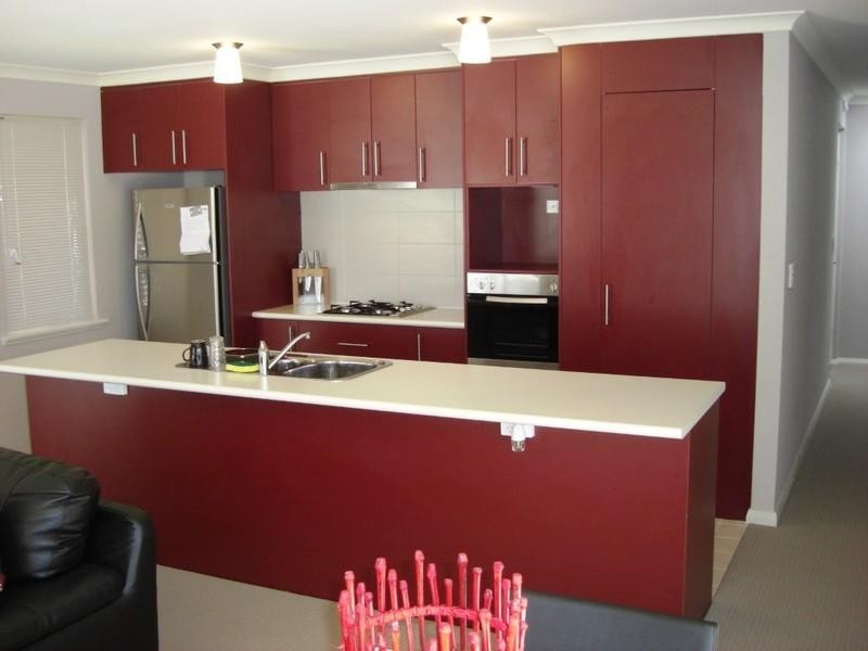 Unit 4, 282a Morley Drive East, Eden Hill WA 6054