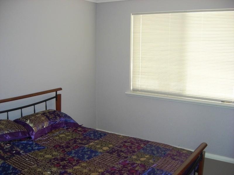 Unit 4, 282a Morley Drive East, Eden Hill WA 6054