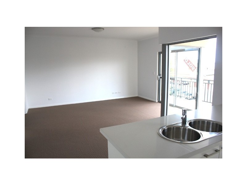 17/6 ‘Allegro Garden Apartments’ Keane Street, Midland WA 6056