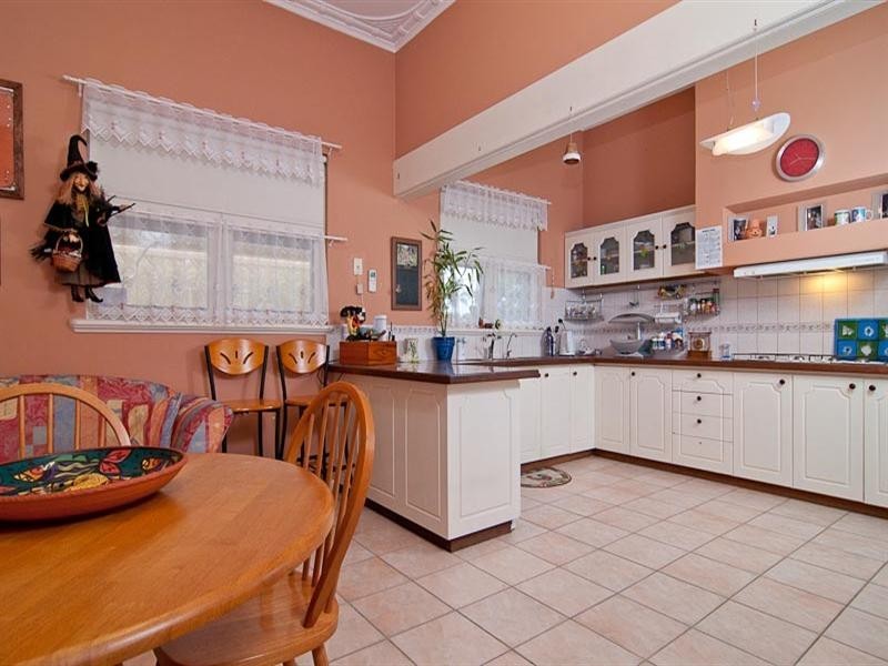 139 Anzac Terrace, Bassendean WA 6054