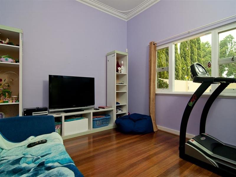 139 Anzac Terrace, Bassendean WA 6054