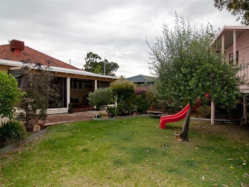 139 Anzac Terrace, Bassendean WA 6054