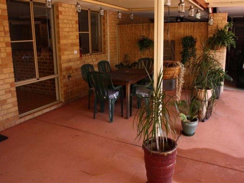 73 Lewis Jones Cross, Stratton WA 6056