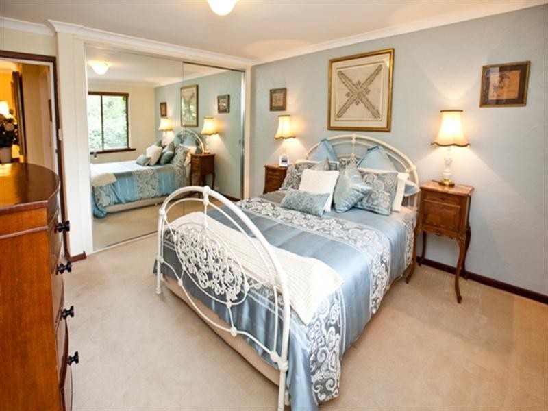 1 Fischer, Darlington WA 6070