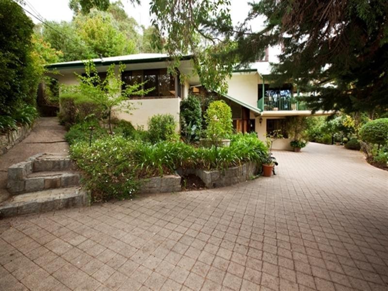 1 Fischer, Darlington WA 6070