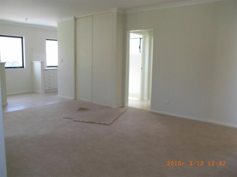 5/107 Morrison Road, Midland WA 6056