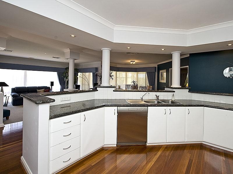 31 Fantail Crescent, Ellenbrook WA 6069