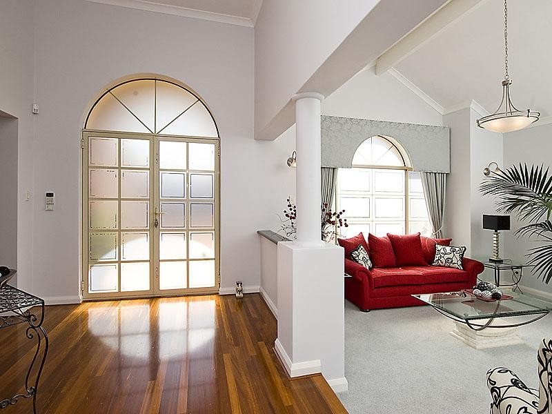 31 Fantail Crescent, Ellenbrook WA 6069