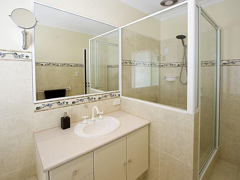 31 Fantail Crescent, Ellenbrook WA 6069