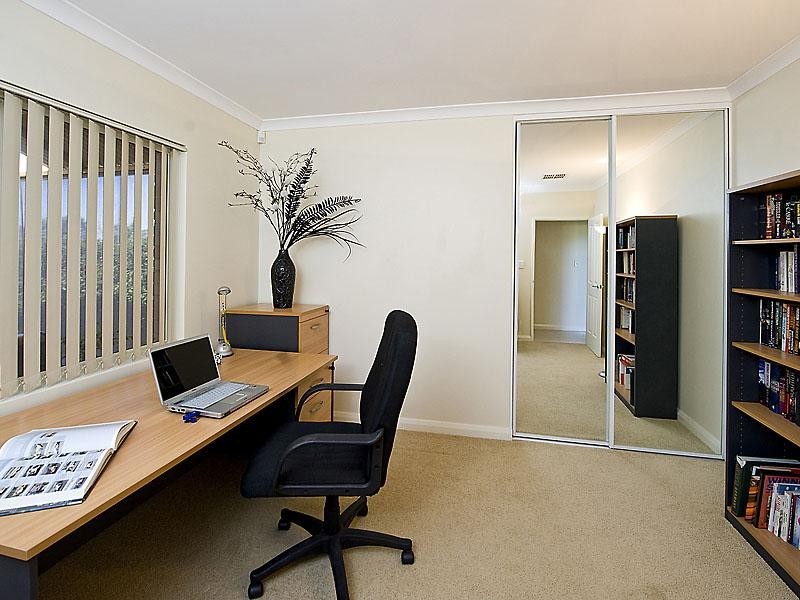 31 Fantail Crescent, Ellenbrook WA 6069