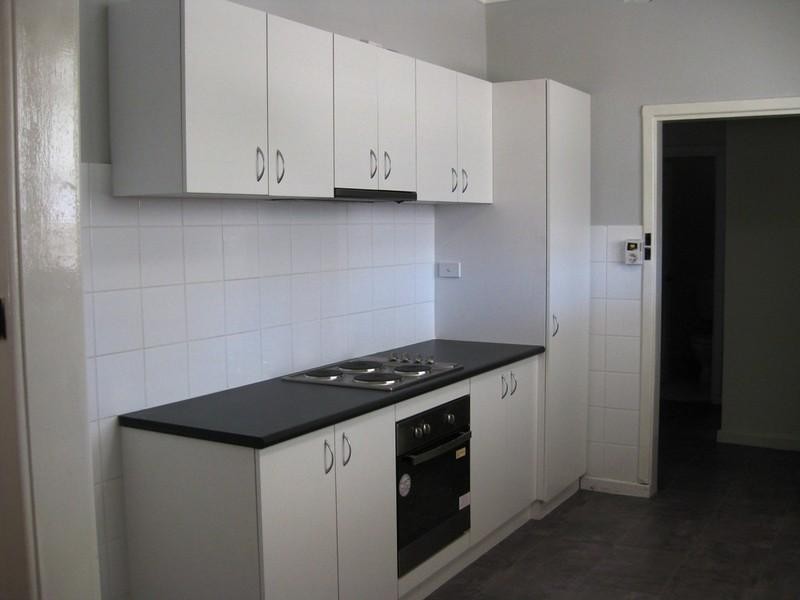 19 Salisbury Road, Midvale WA 6056