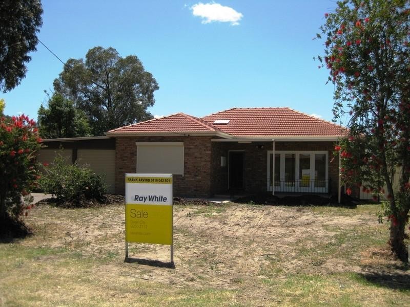 19 Salisbury Road, Midvale WA 6056