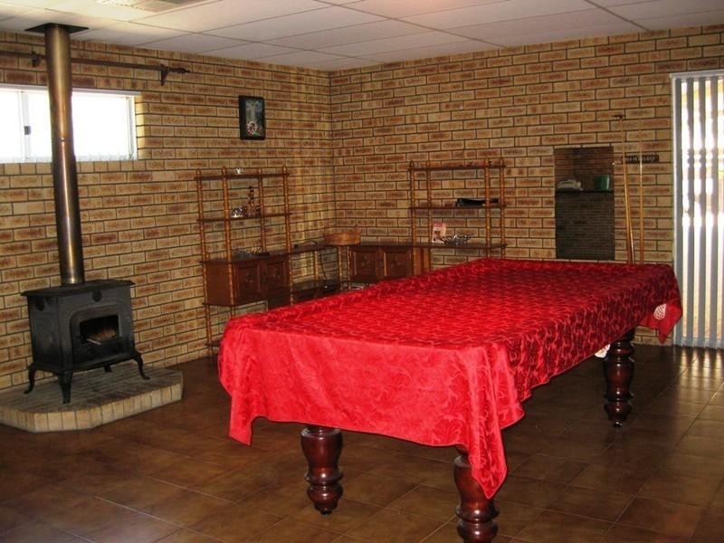 5 Buninyong Road, Greenmount WA 6056