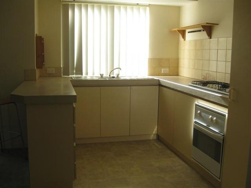 5 Mackie Place, Midvale WA 6056