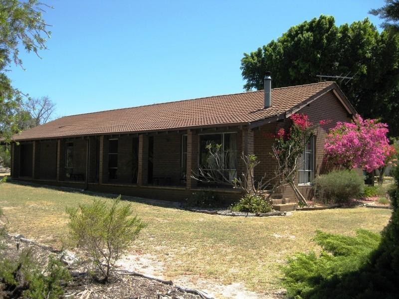 22 Malvern Street, West Swan WA 6055