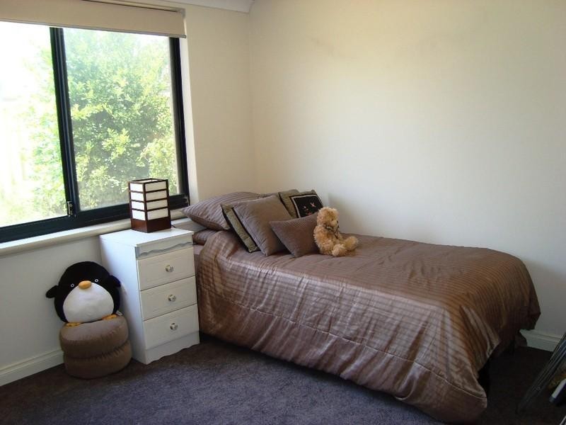 8 Chimera Terrace, Atwell WA 6164