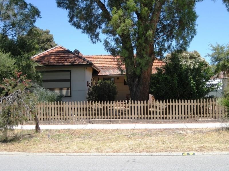 29 Wroxton Street, Midland WA 6056