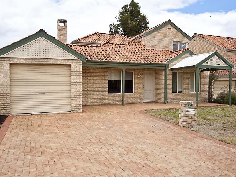 23 Lakefront Circle, The Vines WA 6069