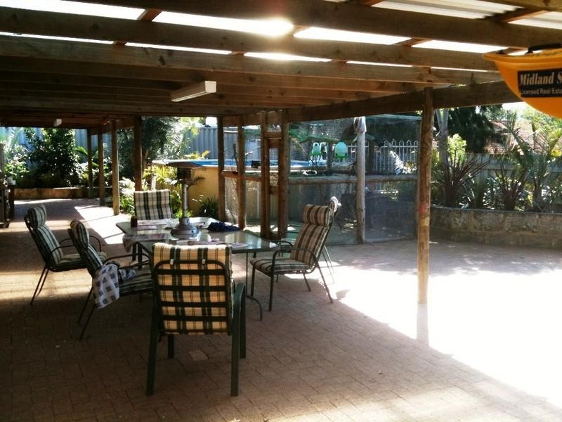 17 Gelderland Entrance, Stratton WA 6056