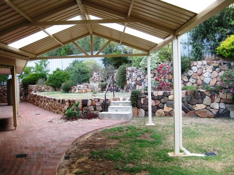 10 Damascus Drive, Greenmount WA 6056