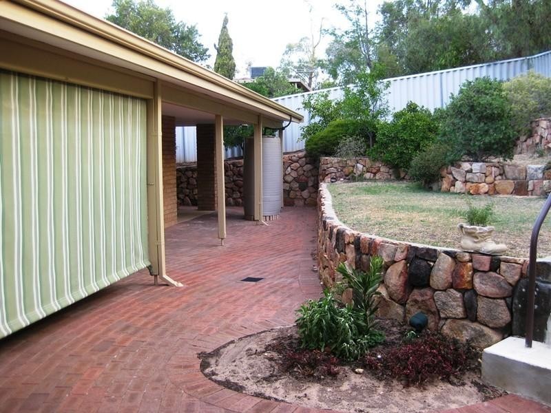 10 Damascus Drive, Greenmount WA 6056