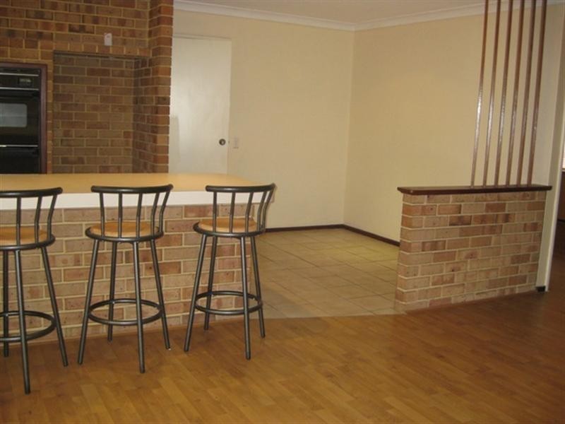 23 Bernley Drive, Viveash WA 6056