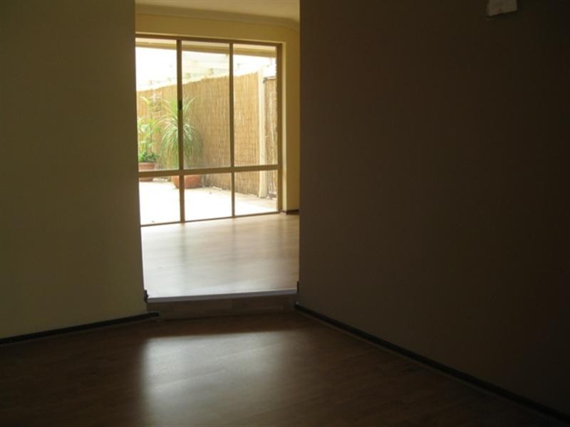 23 Bernley Drive, Viveash WA 6056