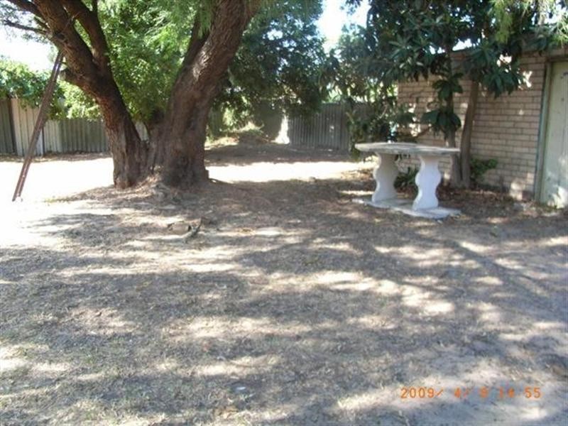 14 Railway Parade, Midland WA 6056