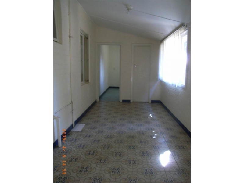 14 Railway Parade, Midland WA 6056