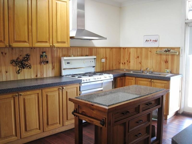 39 Byers Road, Midland WA 6056