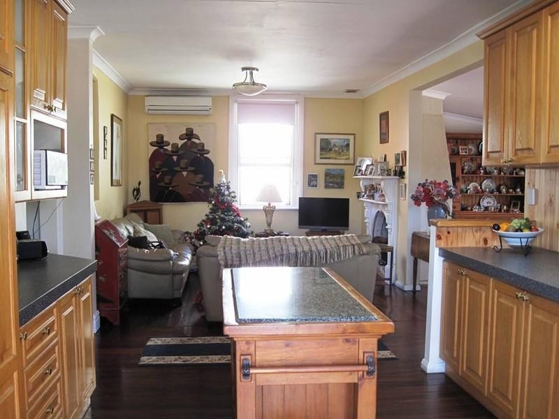 39 Byers Road, Midland WA 6056