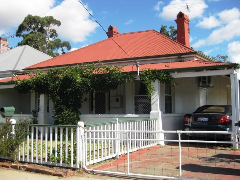 39 Byers Road, Midland WA 6056