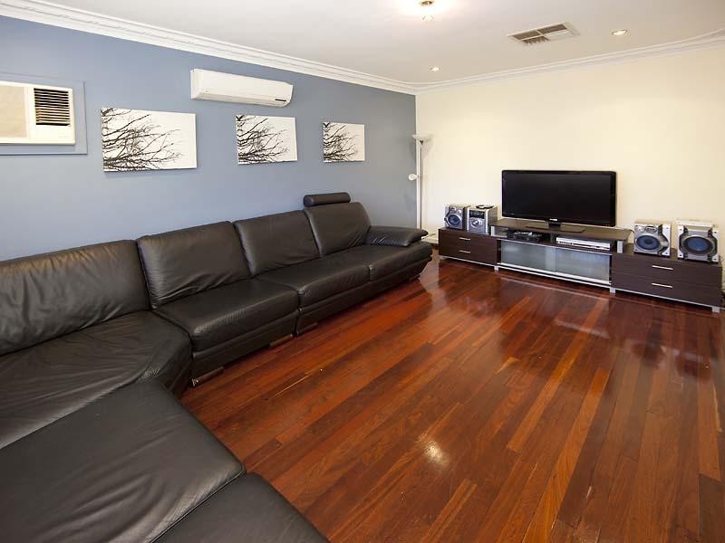 7 Cara Road, Greenmount WA 6056