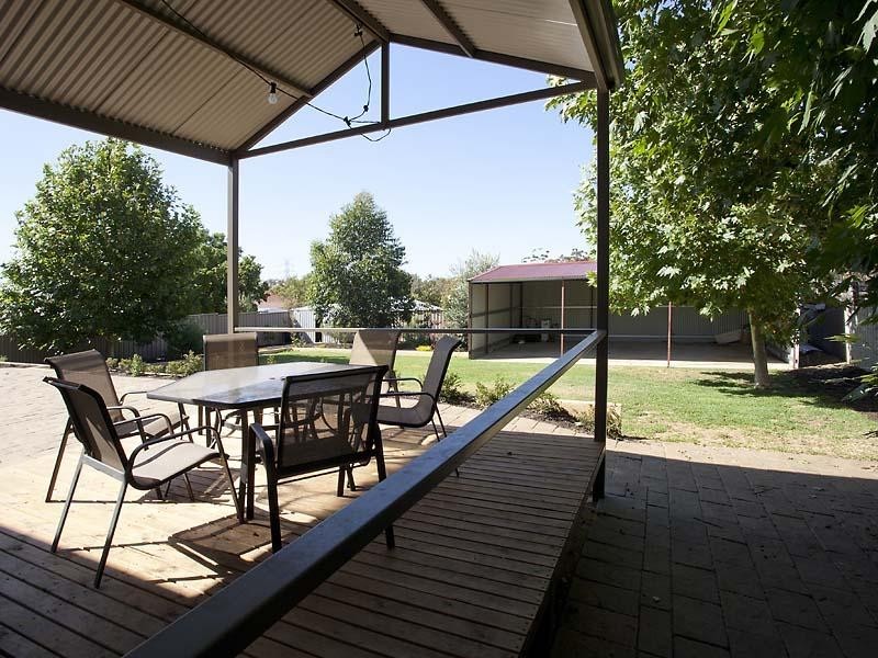 7 Cara Road, Greenmount WA 6056